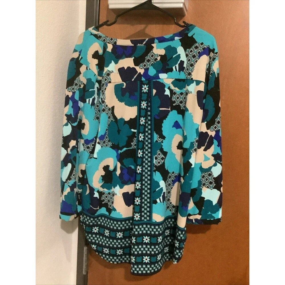 Dana Buchman New Without Tags Women’s XXL Green White Henley Blouse Floral - Picture 4 of 4